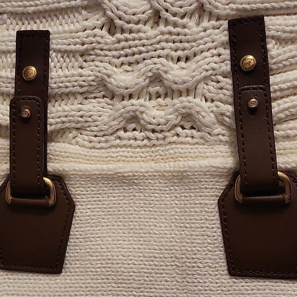 Tommy Hilfiger Cable Knit Sweater. Cream with brown leather trim. Size L - Picture 9 of 10
